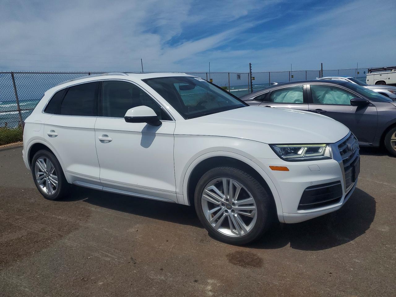 2019 Audi Q5 Premium Plus - Image 4