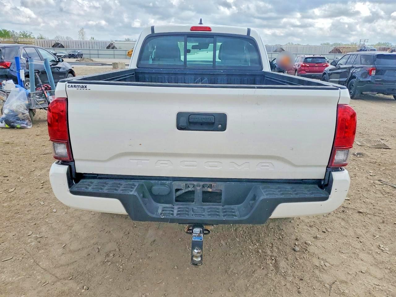 2018 Toyota Tacoma Sr - Фото 6