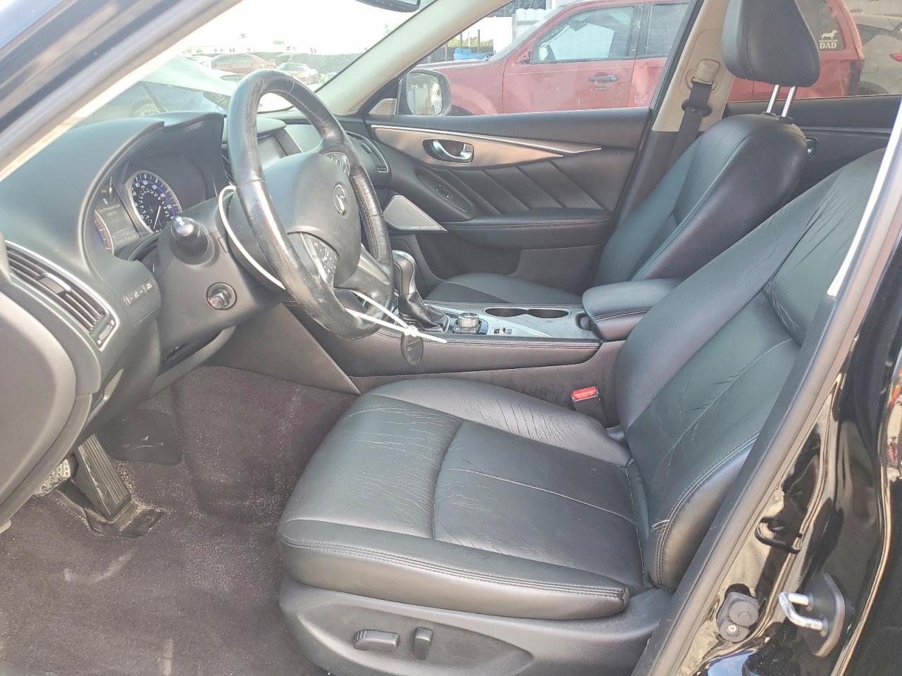2017 Infiniti Q50 2.0T Premium - Image 7