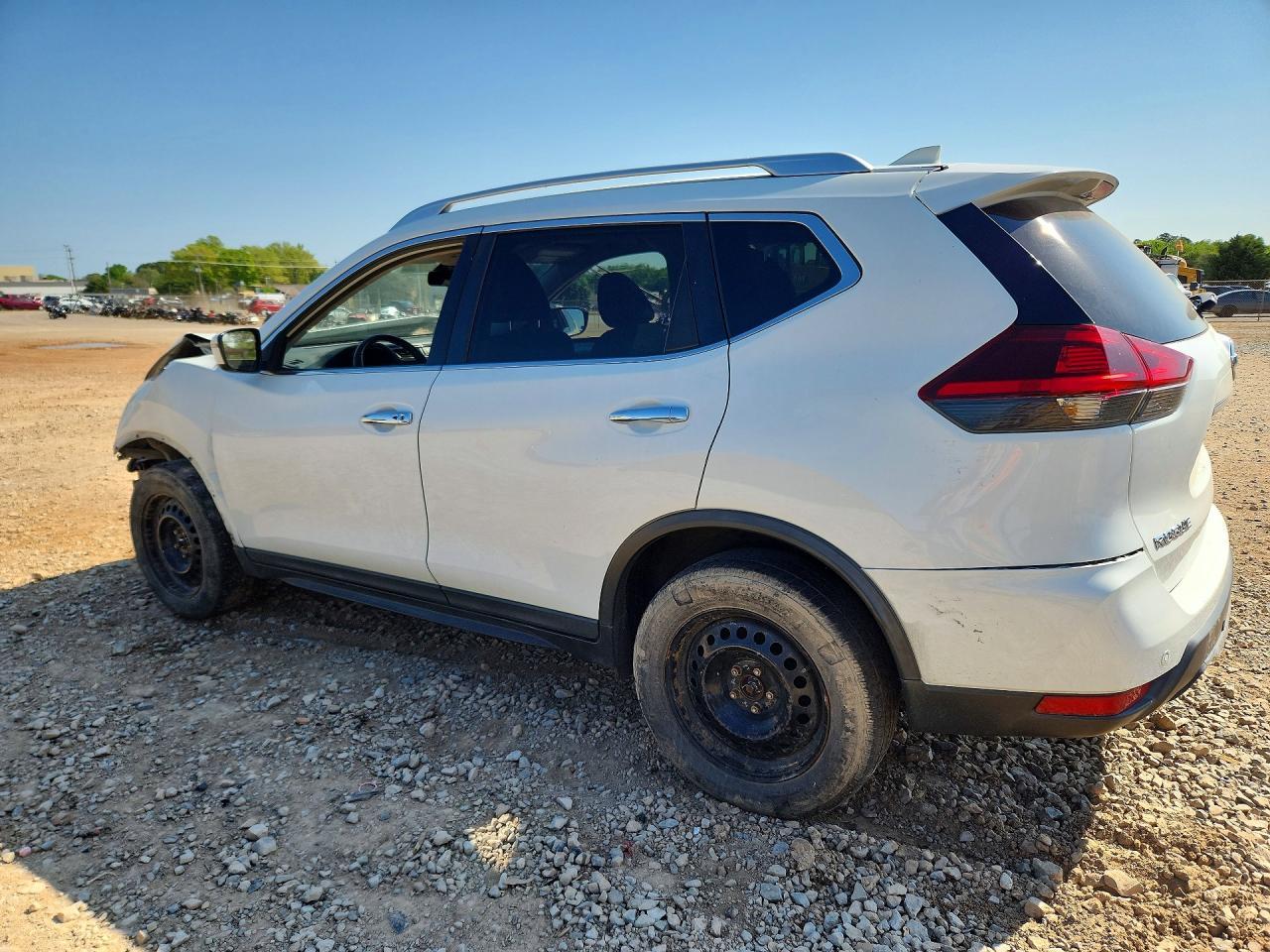 2020 Nissan Rogue Sv - Фото 2