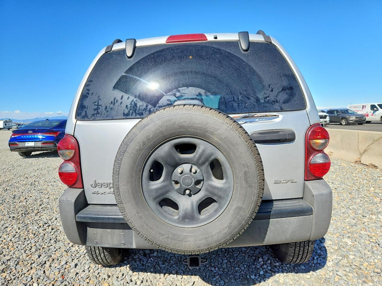 2007 Jeep Liberty Sport - Image 6