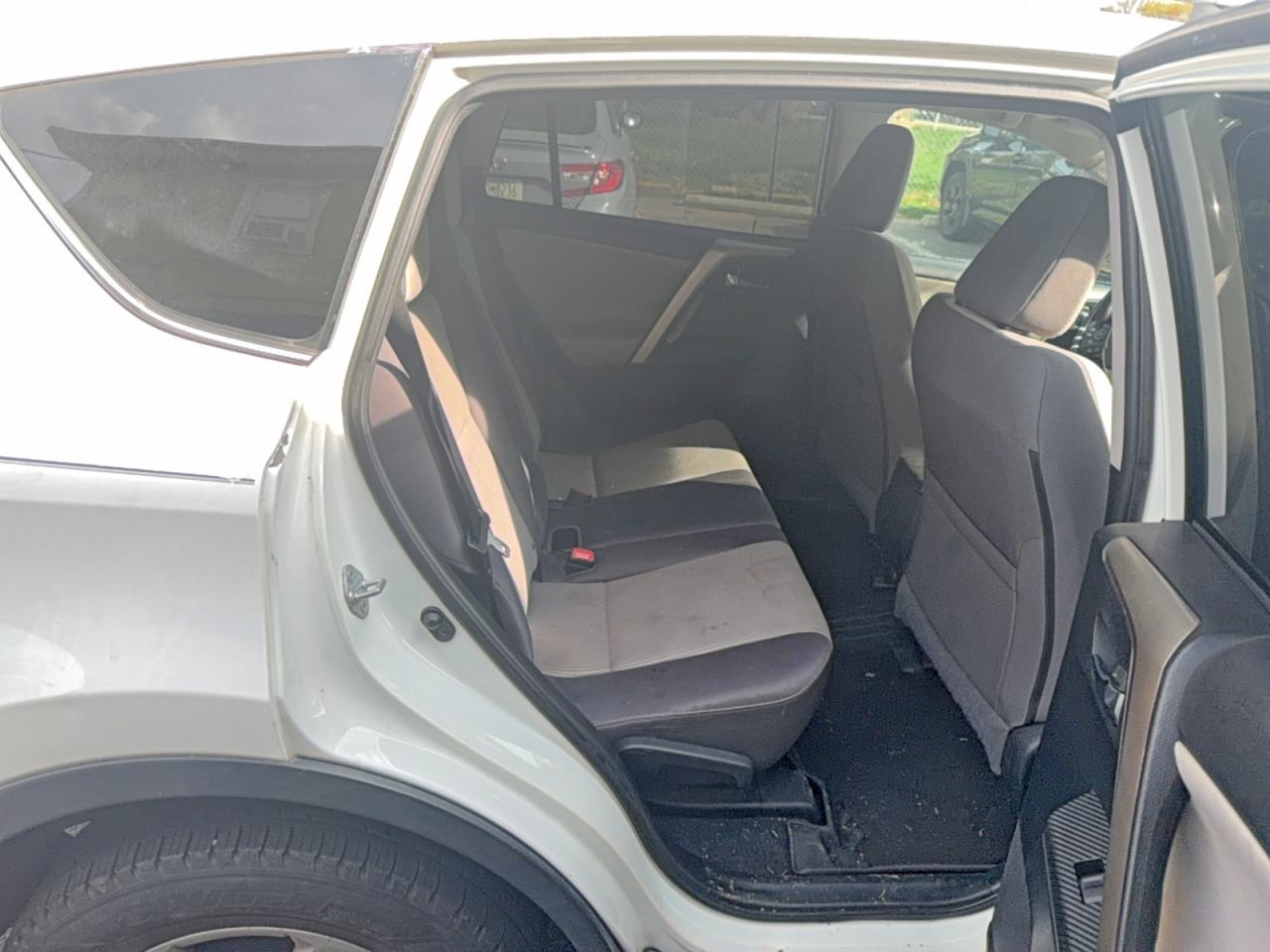 2014 Toyota Rav4 Xle - Image 6