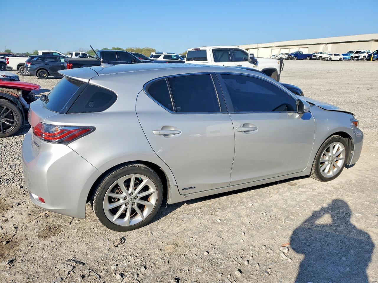 2012 Lexus Ct 200H Premium - Image 3
