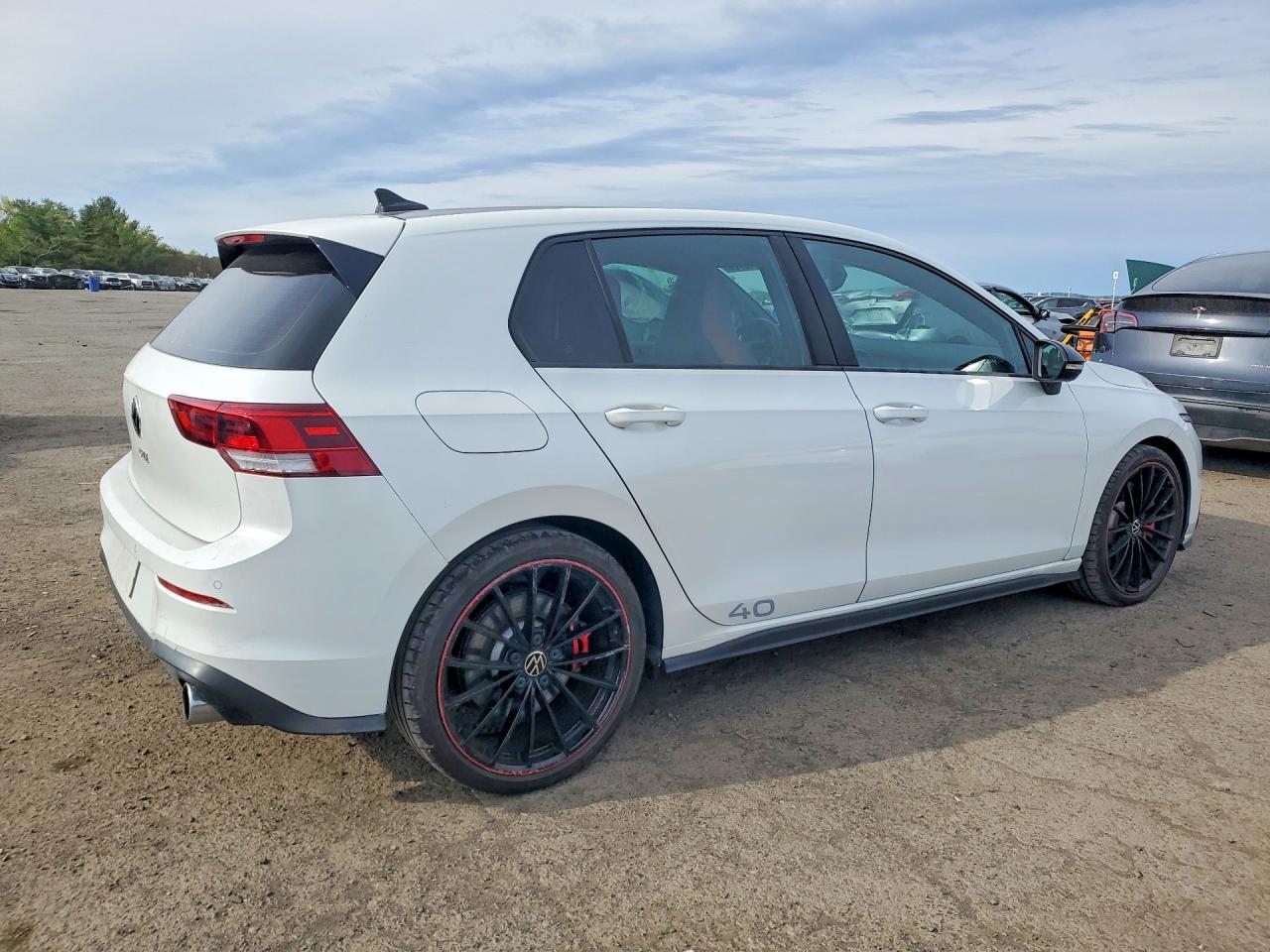 2023 Volkswagen Gti 40Th Anniversary - Фото 3