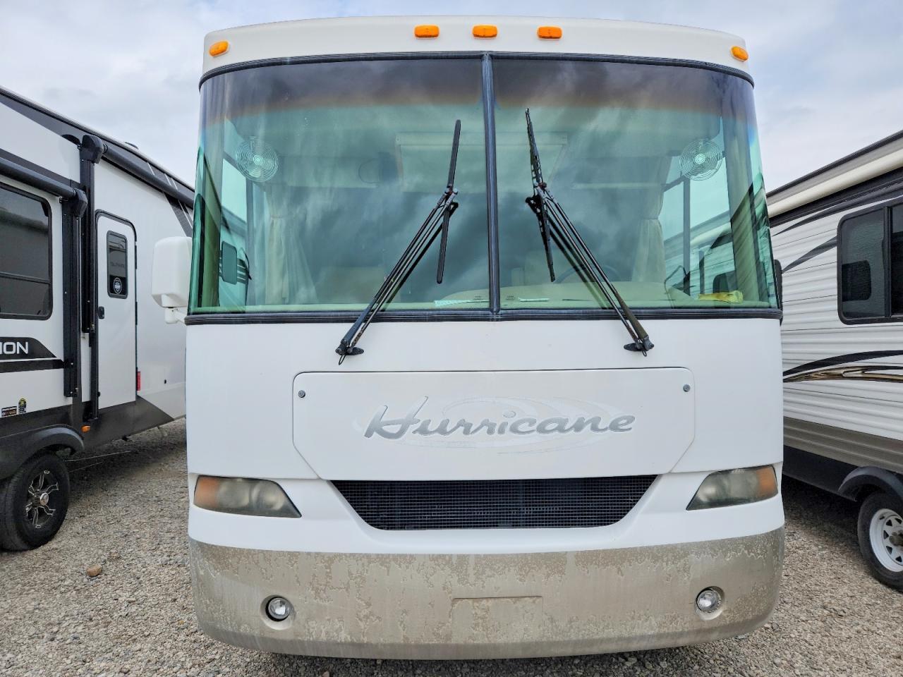 2004 Ford Hurricane Rv - Image 7