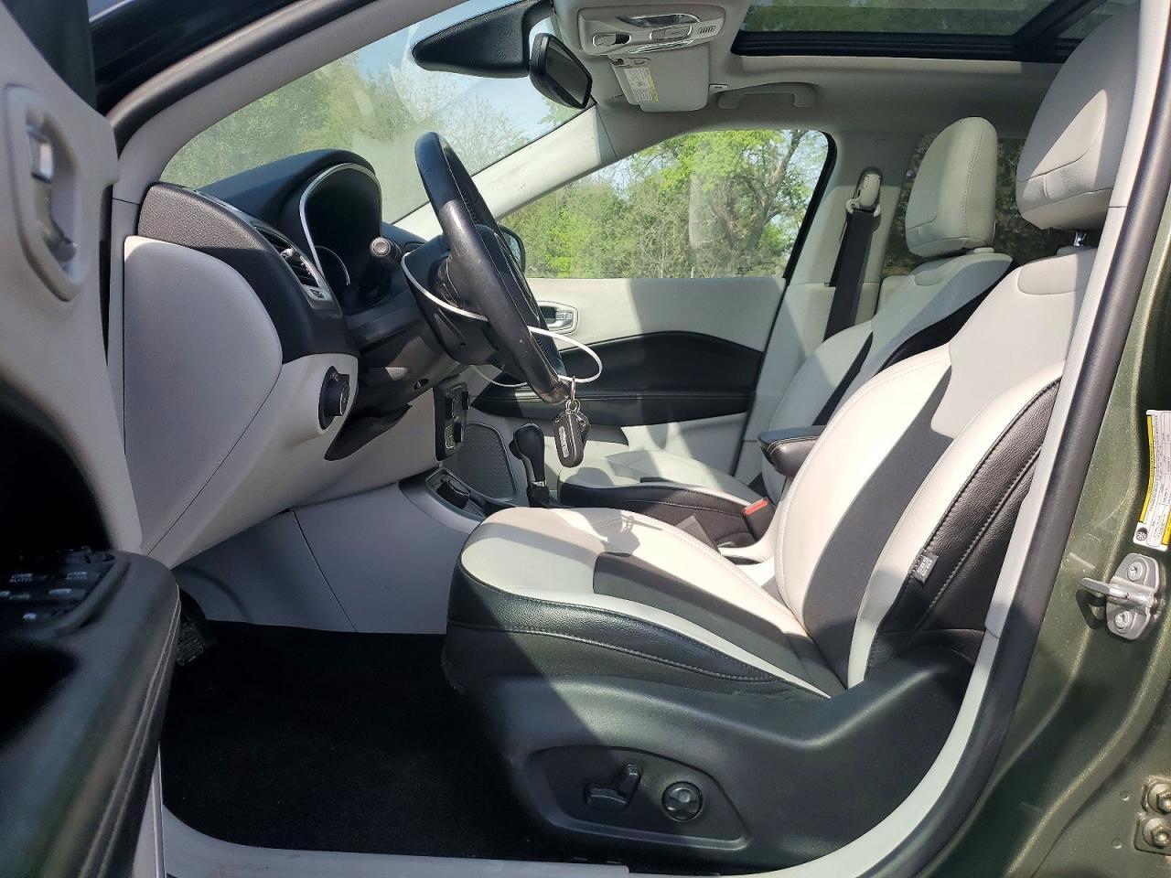 2019 Jeep Compass Latitude - Image 7