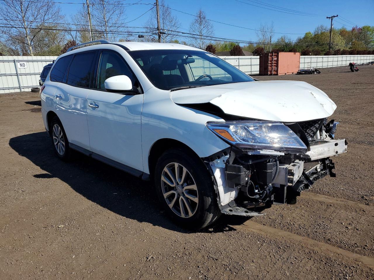 2016 Nissan Pathfinder - Image 4