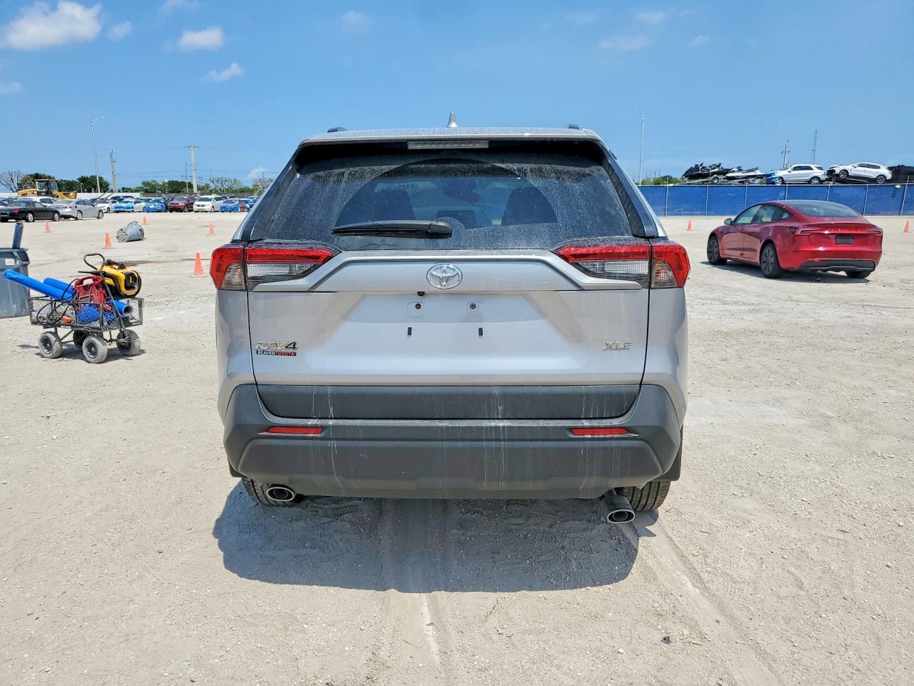 2025 Toyota Rav4 Xle - Фото 6