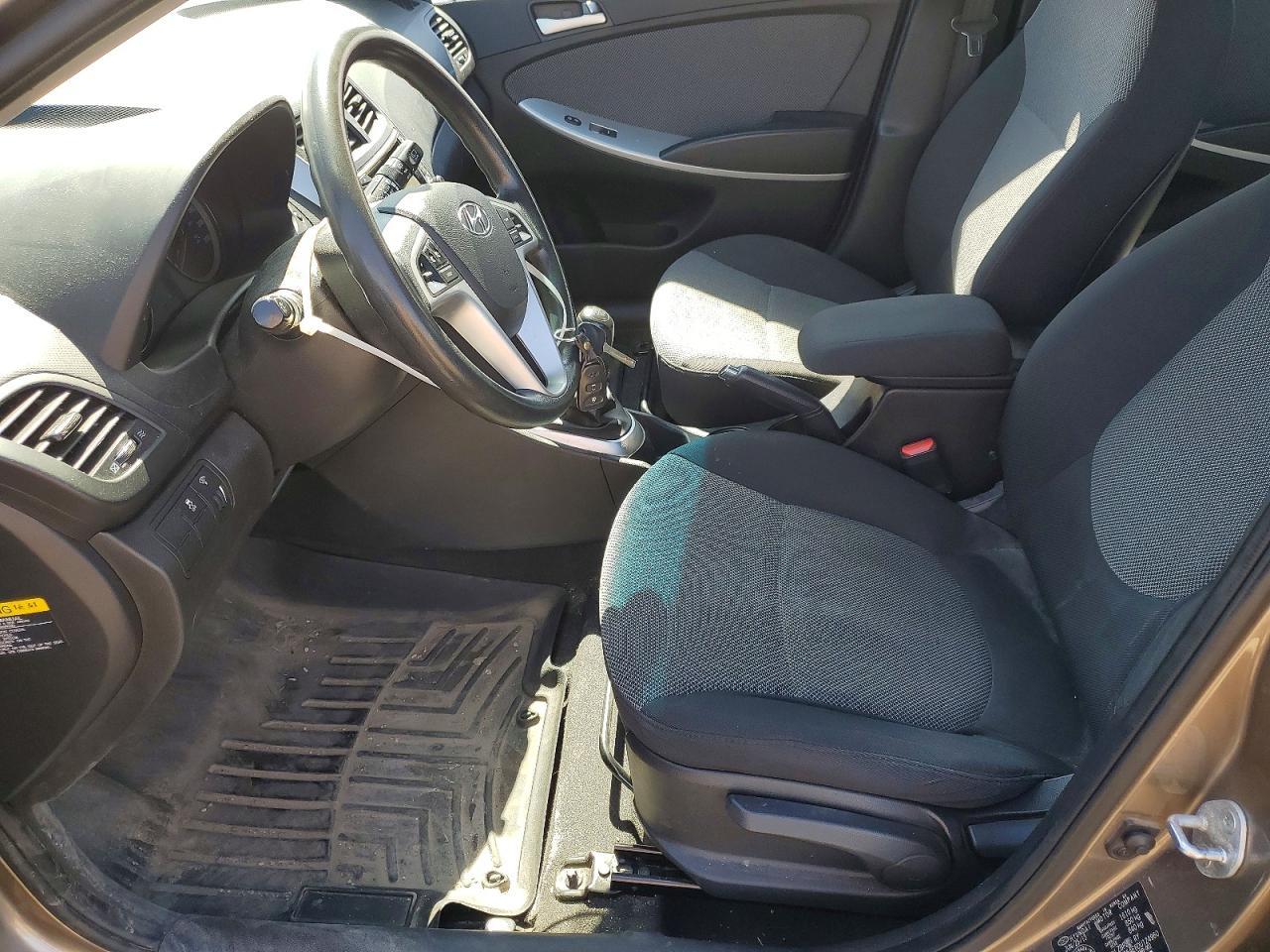 2013 Hyundai Accent Gs - Image 7