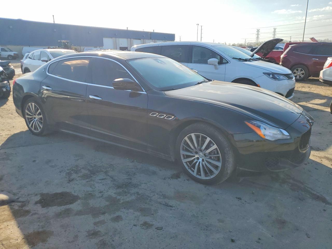 2017 Maserati Quattroporte S - Фото 4