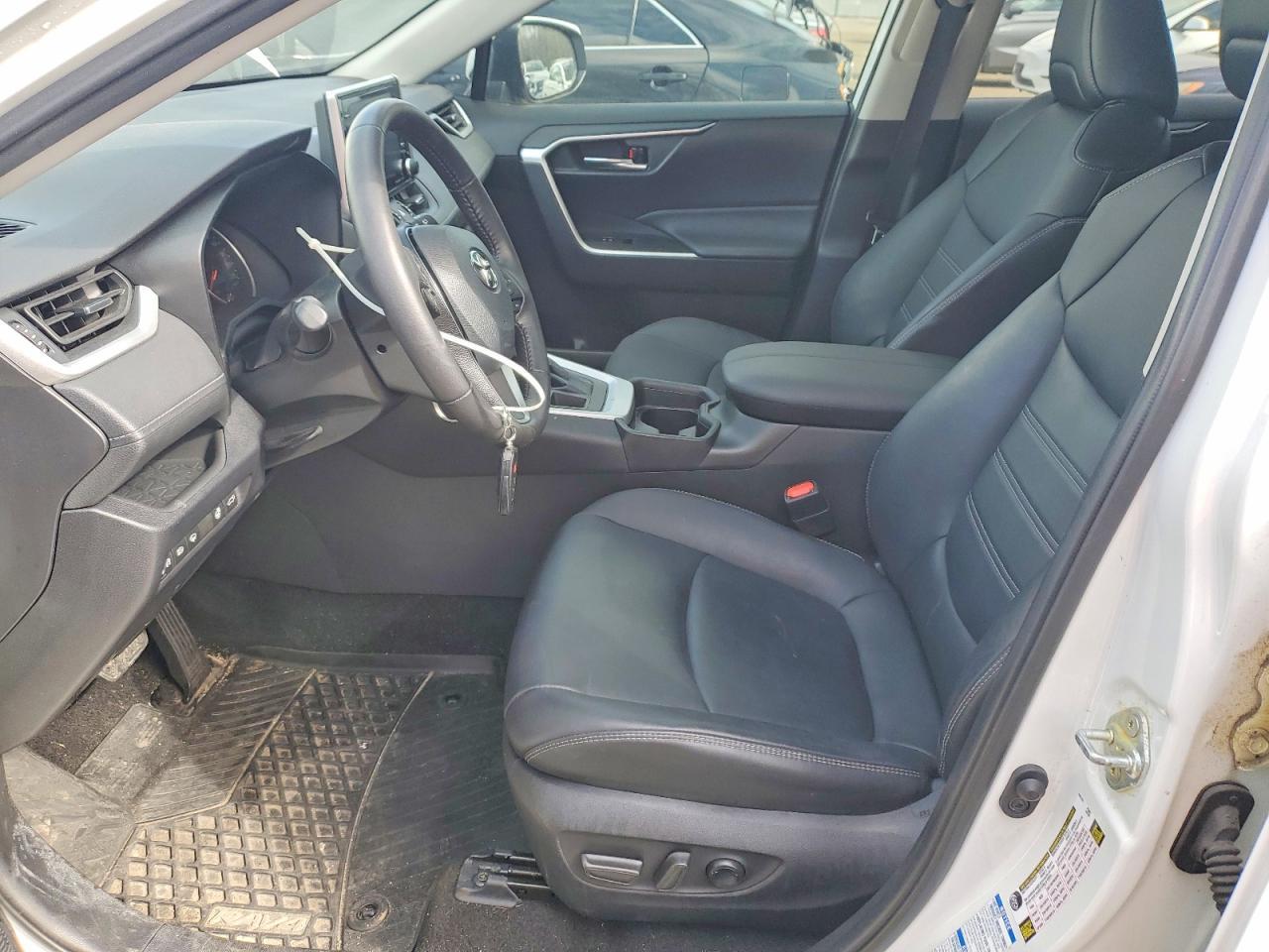 2021 Toyota Rav4 Xle - Image 7
