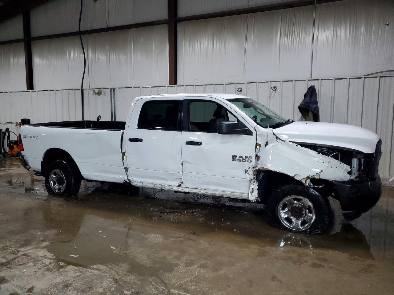 2018 Ram 2500 St - Фото 4