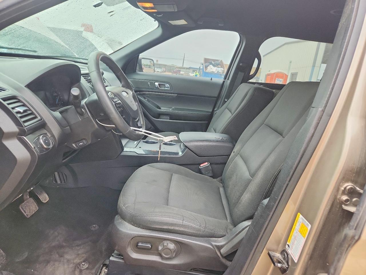 2019 Ford Explorer Police Interceptor - Image 7
