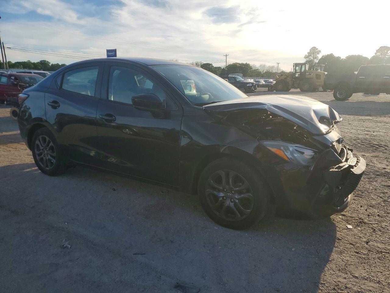 2019 Toyota Yaris Le - Фото 4
