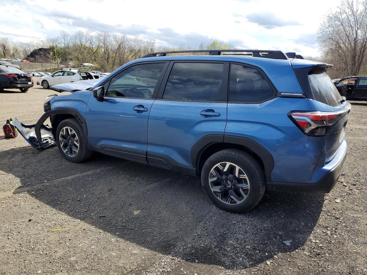2025 Subaru Forester - Image 2