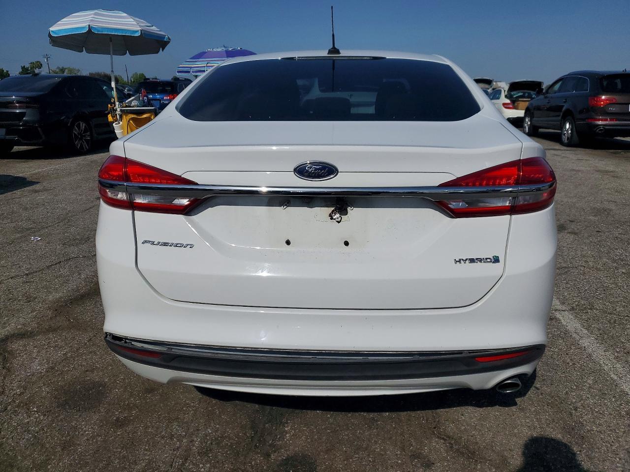 2018 Ford Fusion S Hybrid - Фото 6