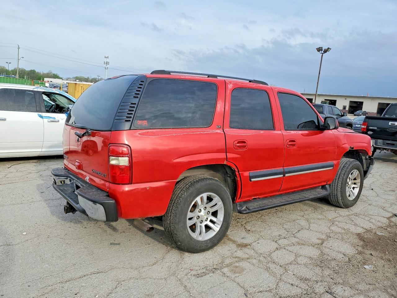 2001 Chevrolet Tahoe K1500 - Фото 3