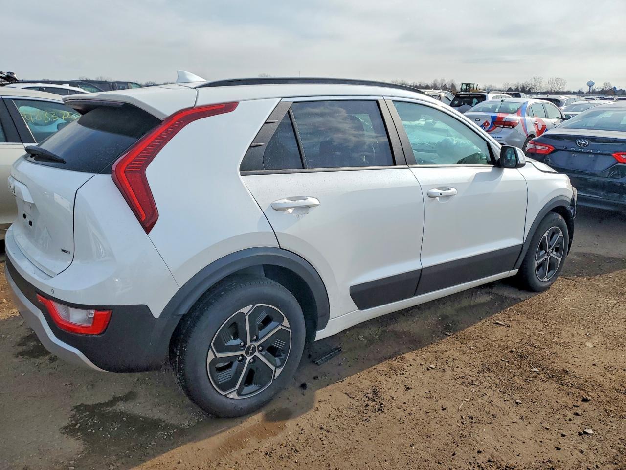 2025 Kia Niro Ex - Фото 3