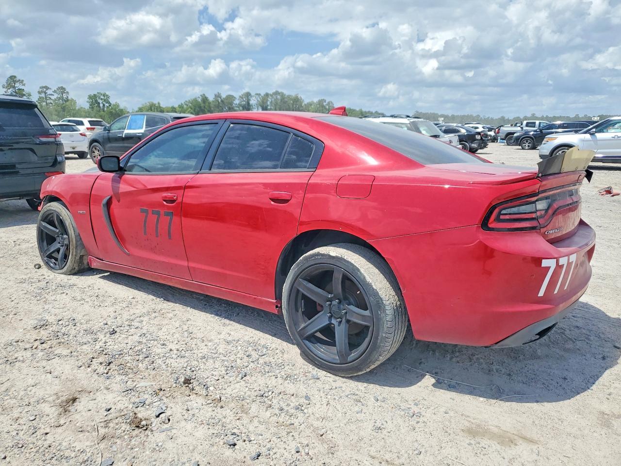 2015 Dodge Charger R - Фото 2