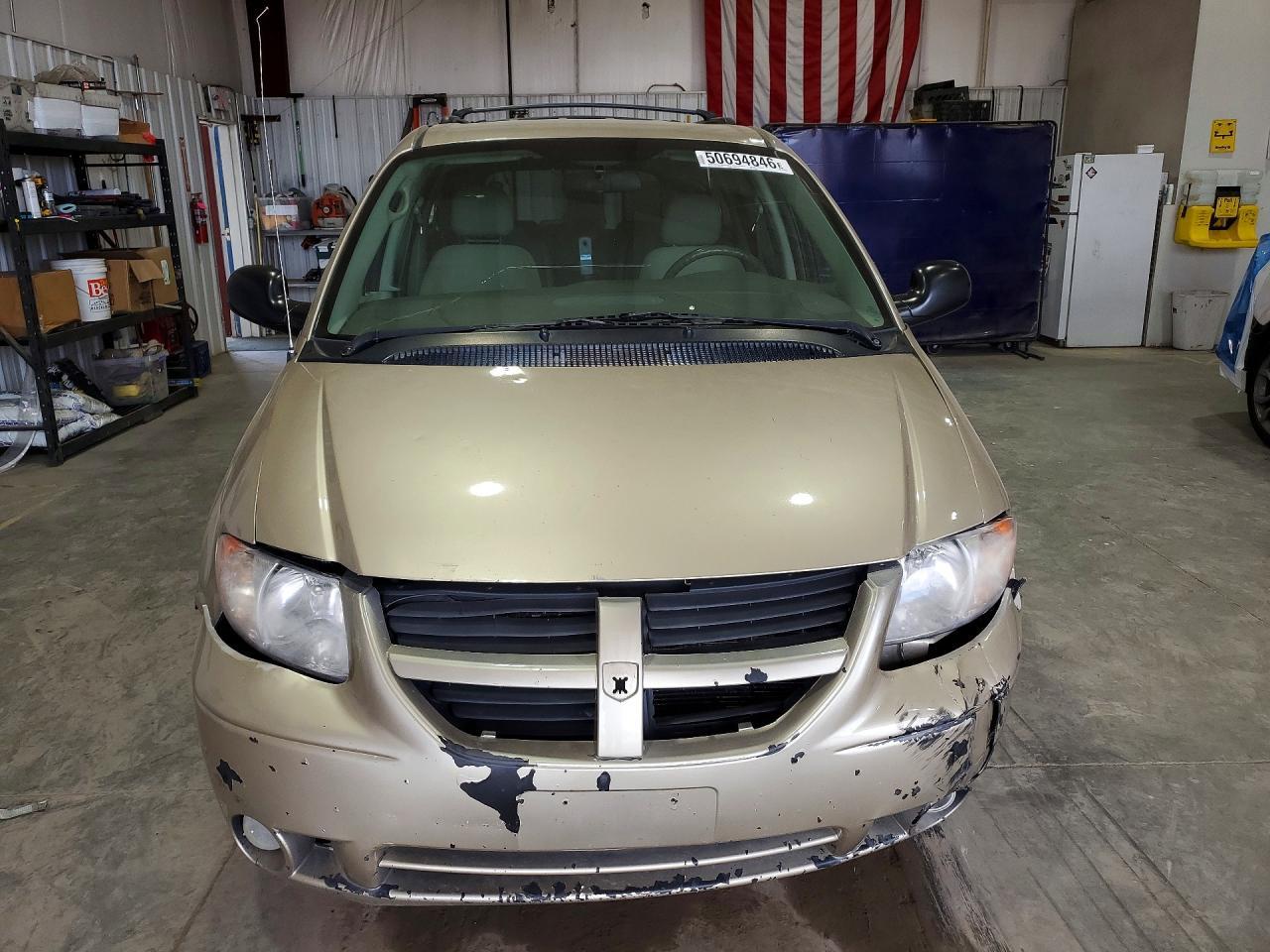 2007 Dodge Grand Caravan Sxt - Image 5