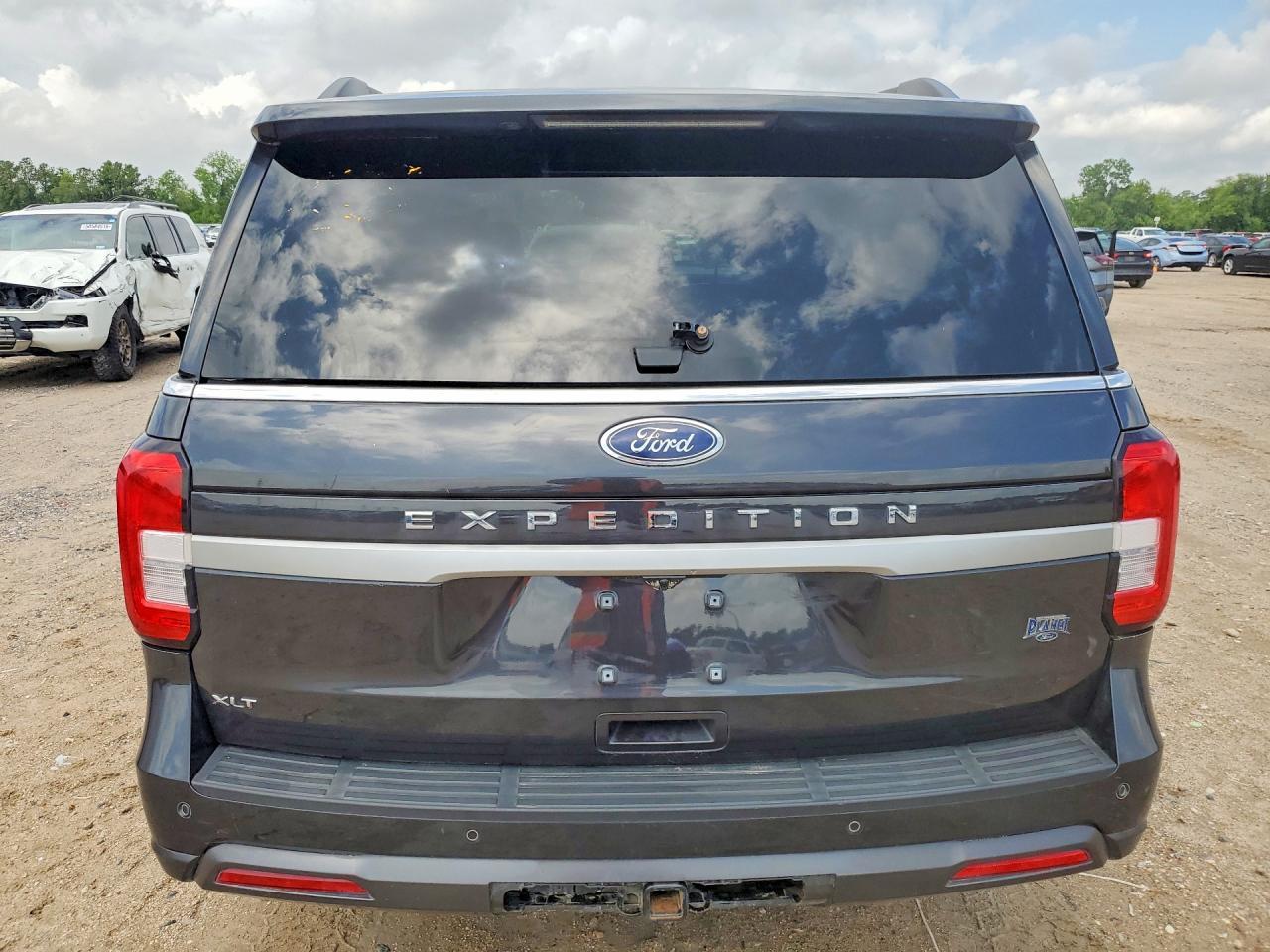 2023 Ford Expedition Xlt - Image 6