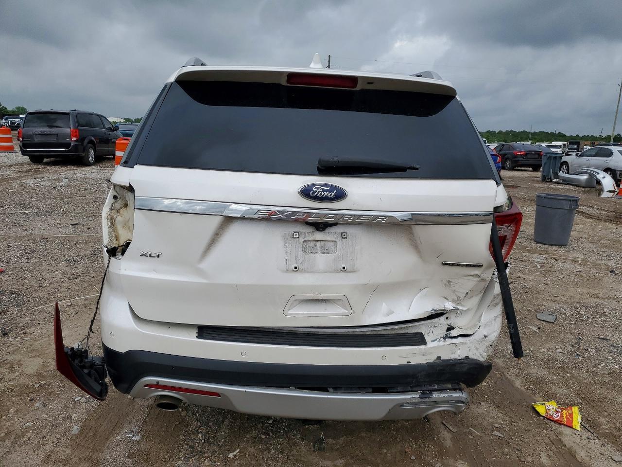 2016 Ford Explorer Xlt - Фото 6