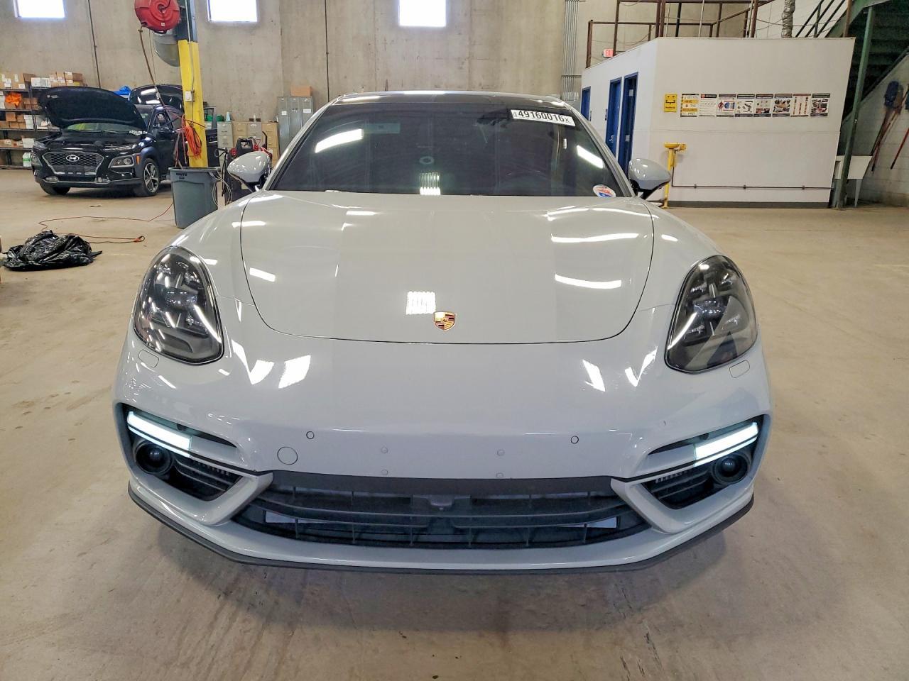 2018 Porsche Panamera Turbo S E-Hybrid Sport Turismo - Фото 5