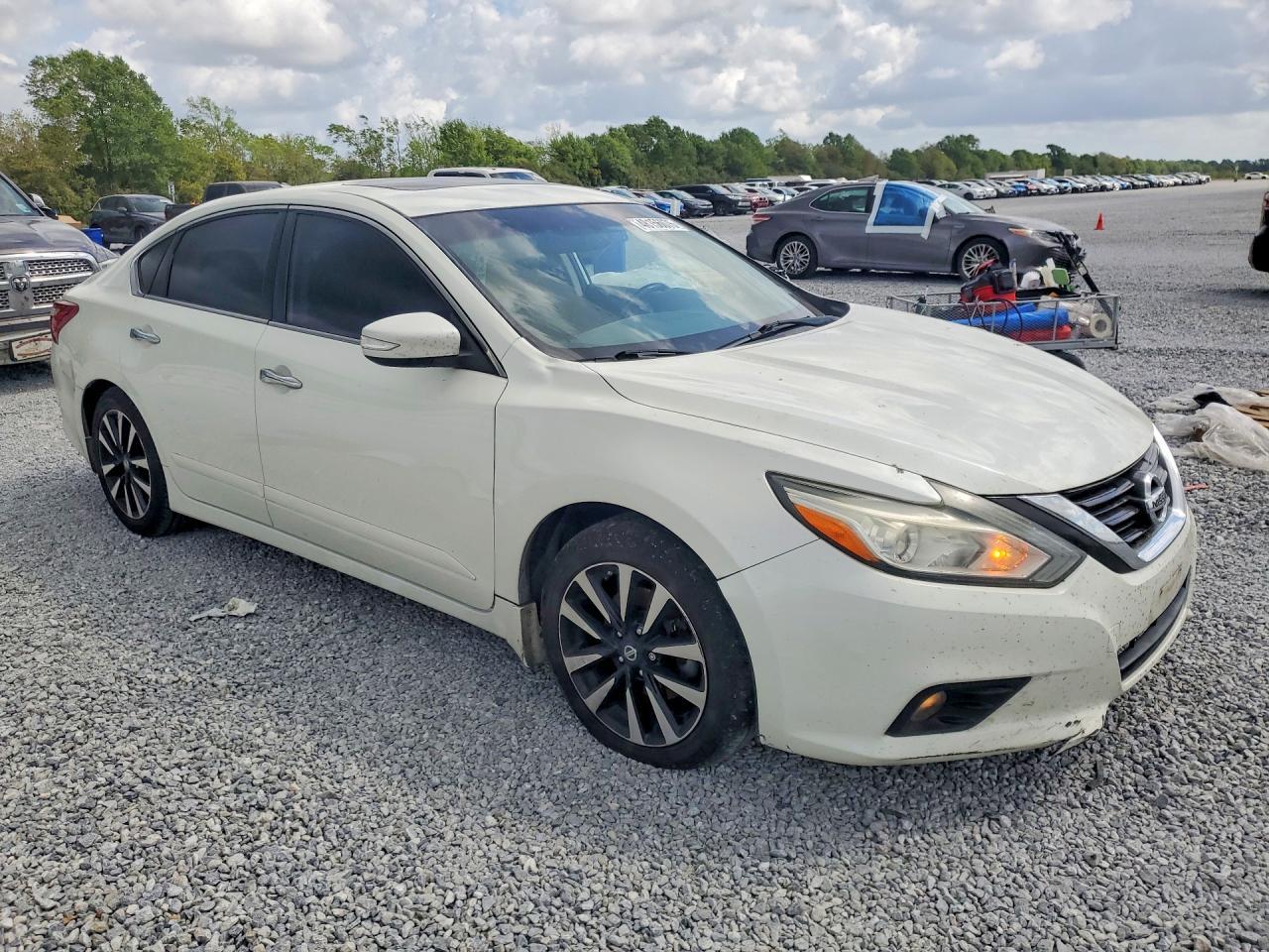 2018 Nissan Altima 2.5 Sv - Image 4