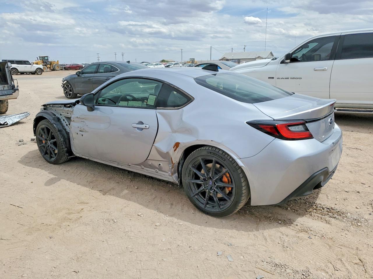 2025 Subaru Brz Ts - Фото 2