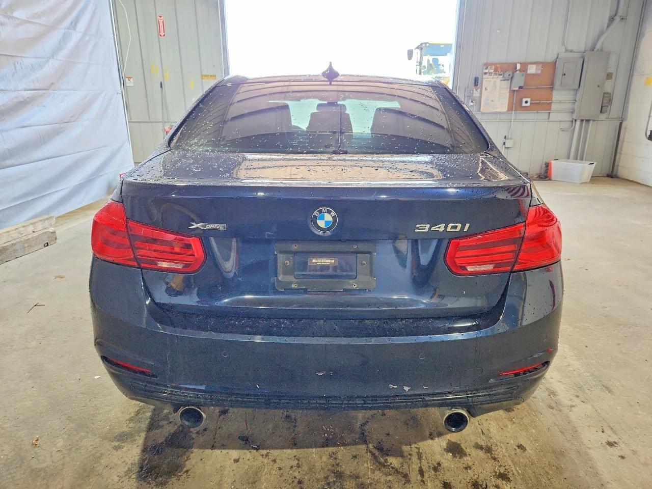 2016 BMW 340 Xi - Фото 6
