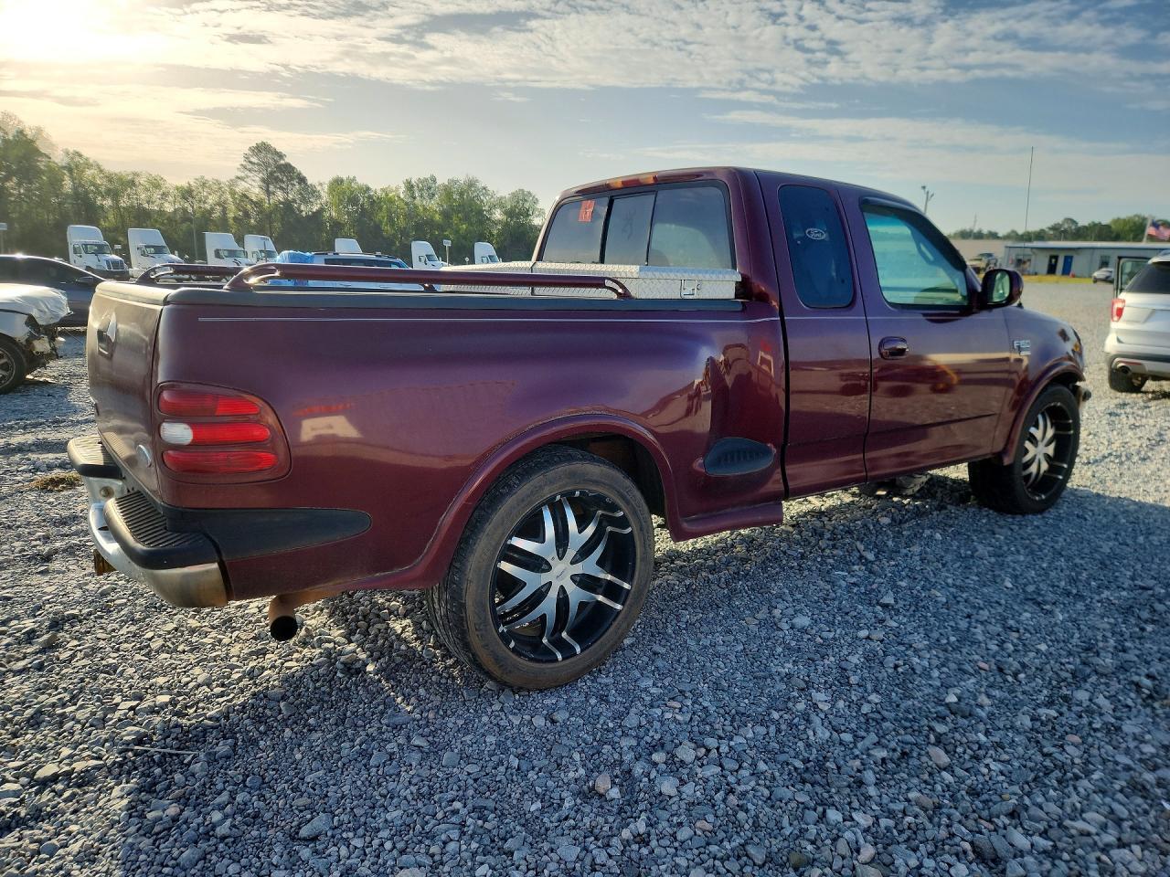 1998 Ford F150 - Фото 3