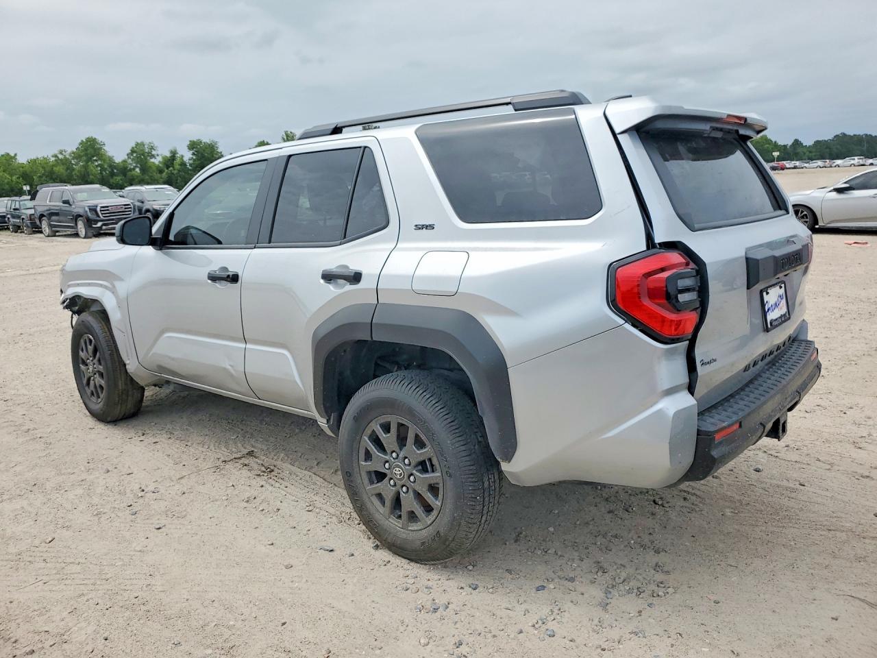 2025 Toyota 4Runner Sr5 - Image 2