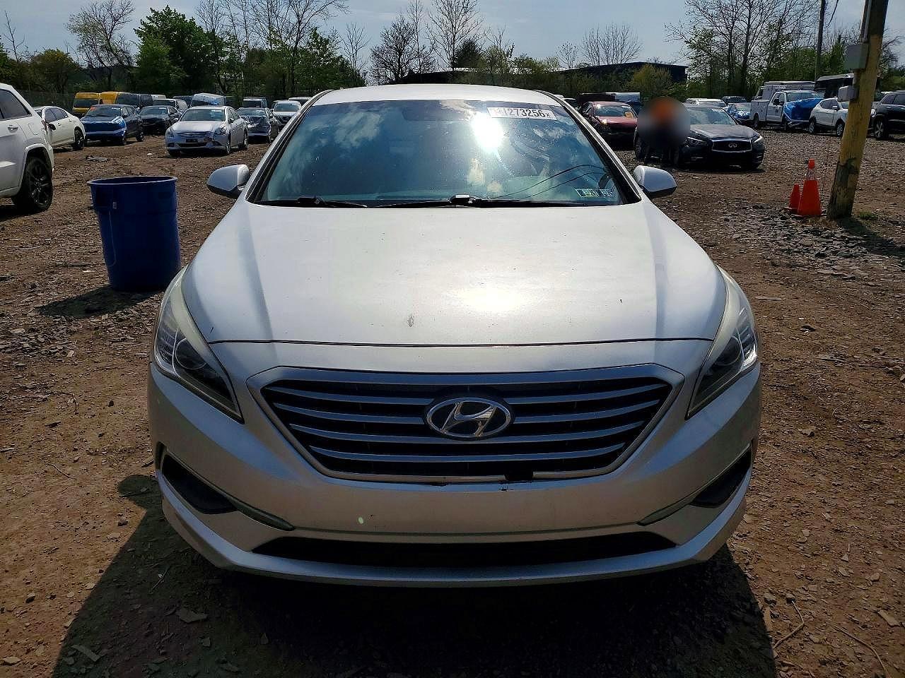 2017 Hyundai Sonata Se - Image 5