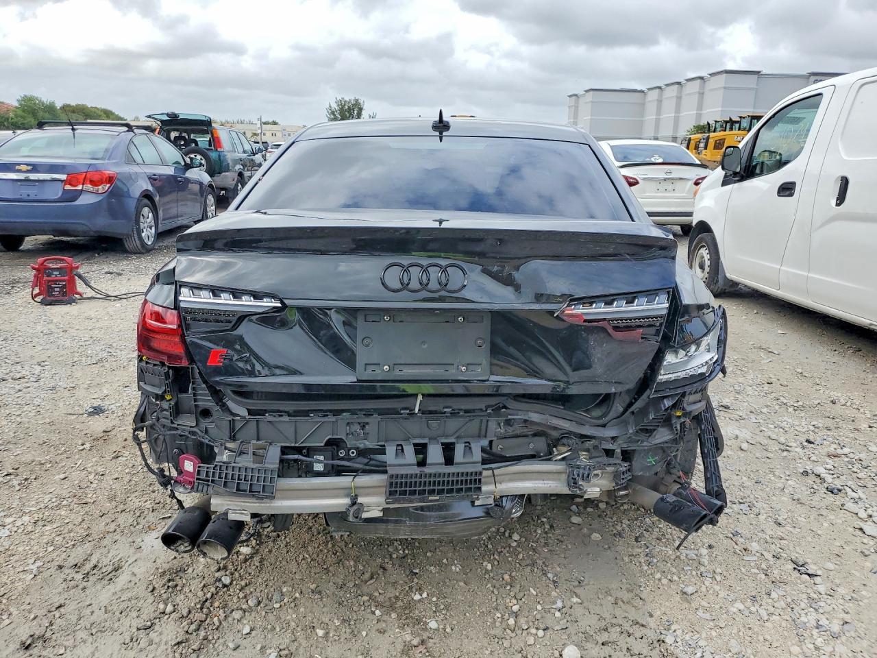 2024 Audi S4 Premium Plus - Фото 6