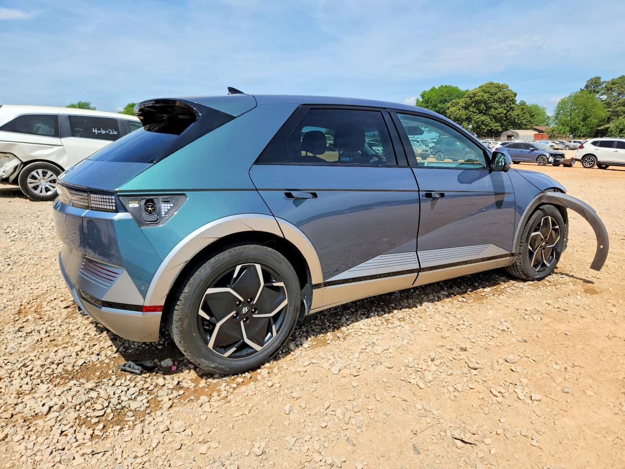 2023 Hyundai Ioniq 5 Limited - Image 3