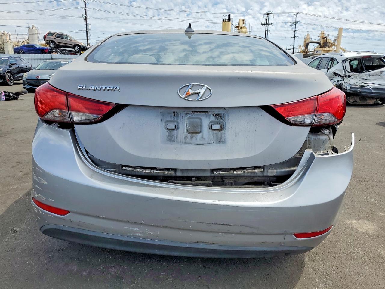 2016 Hyundai Elantra Se - Фото 6
