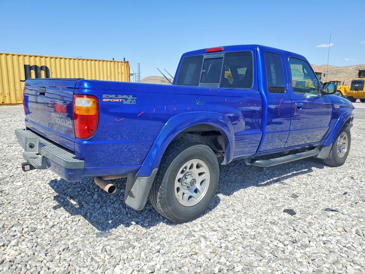 2005 Mazda B3000 Cab Plus - Фото 3