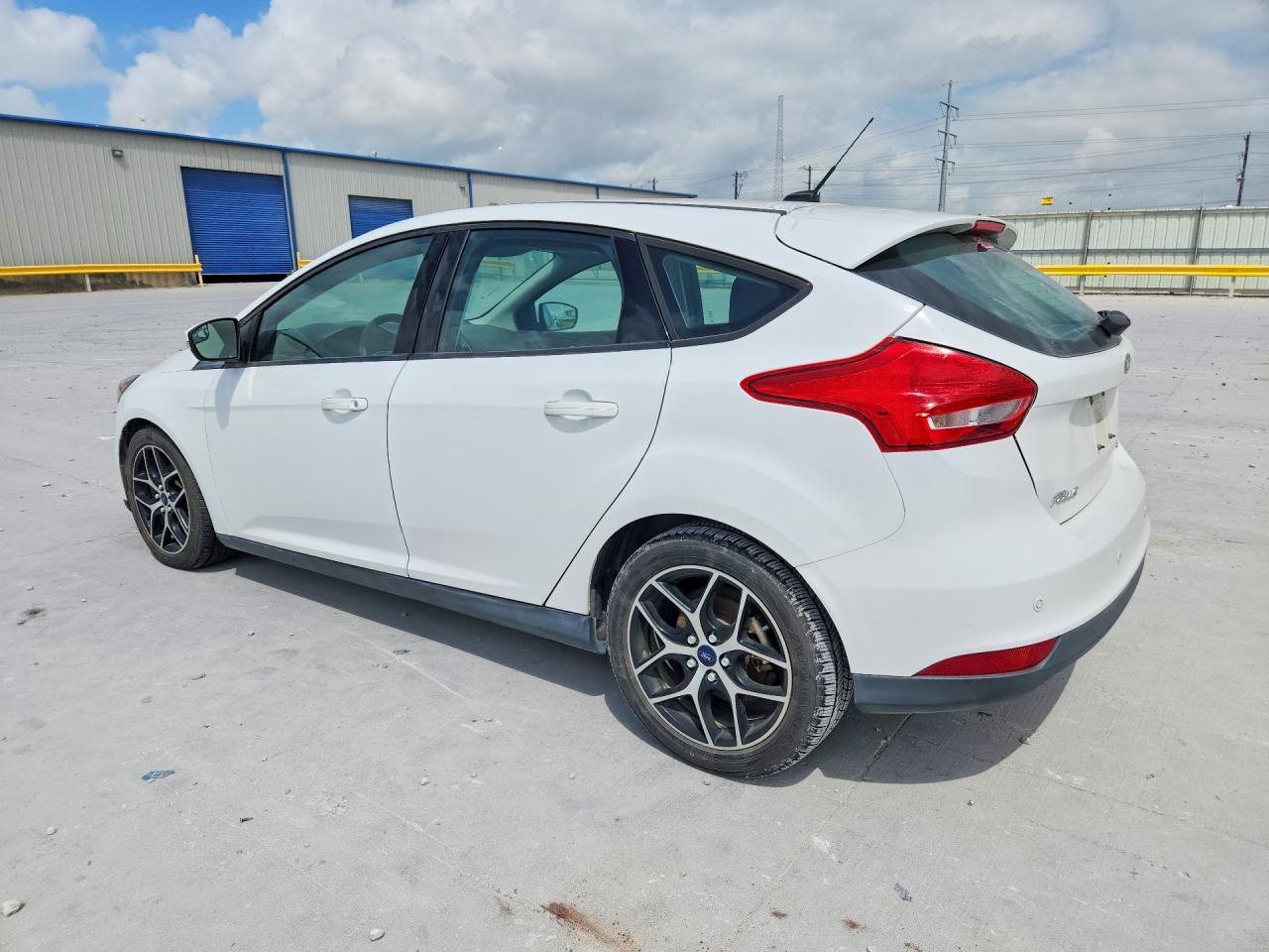 2018 Ford Focus Sel - Image 2
