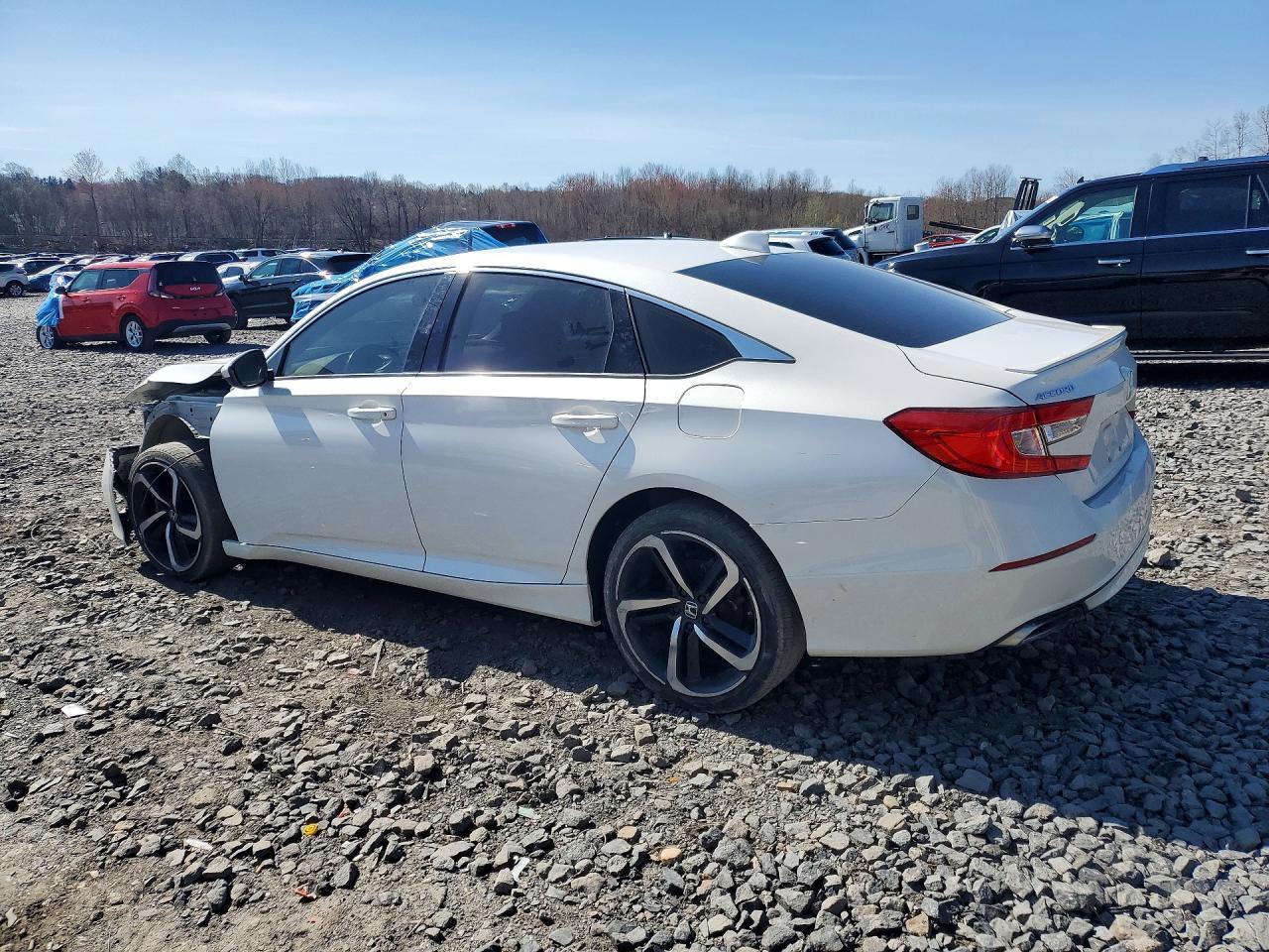 2018 Honda Accord Sport - Image 2