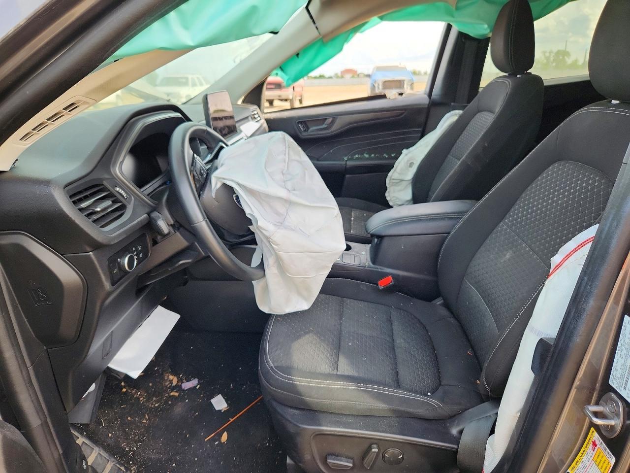 2023 Ford Escape Active - Image 7