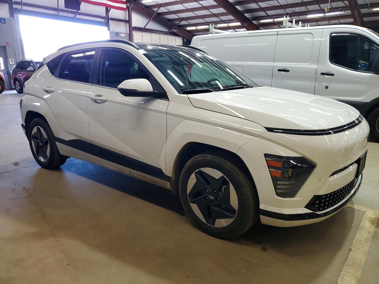 2025 Hyundai Kona Electric Limited - Фото 4