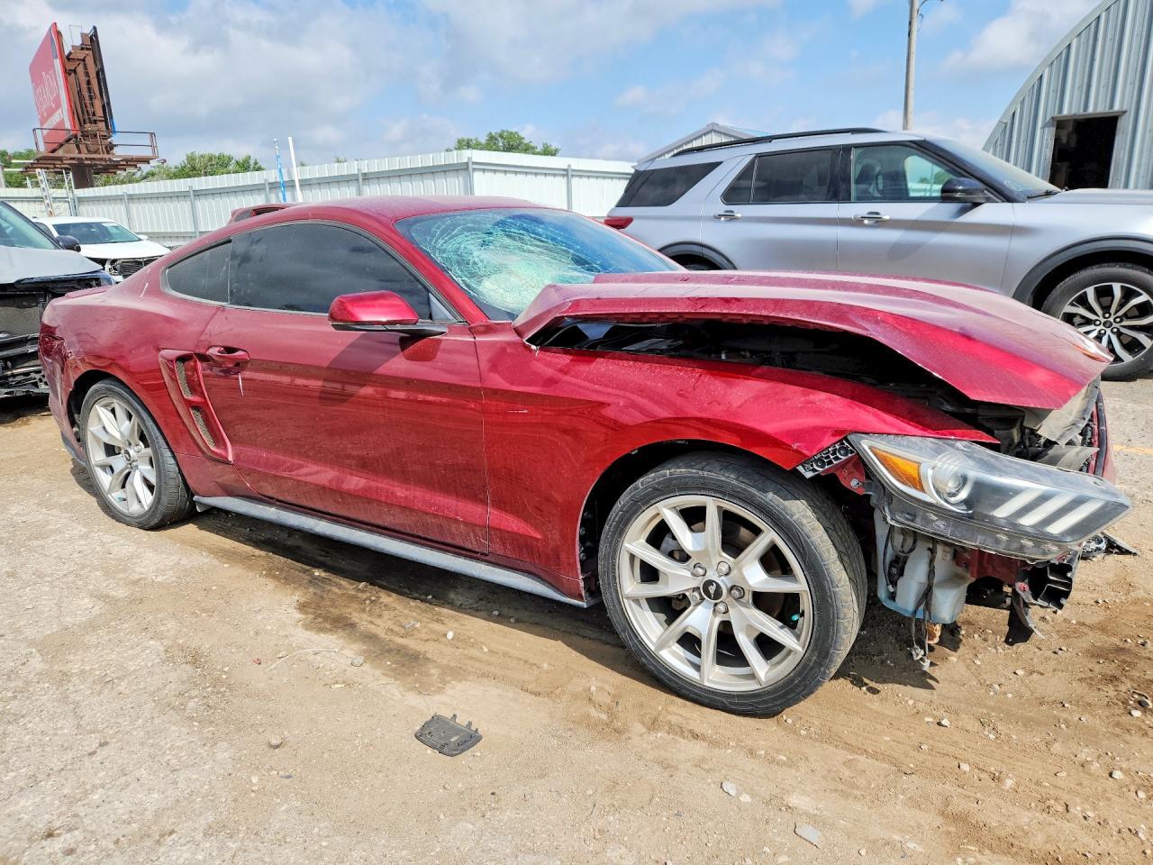 2015 Ford Mustang - Фото 4