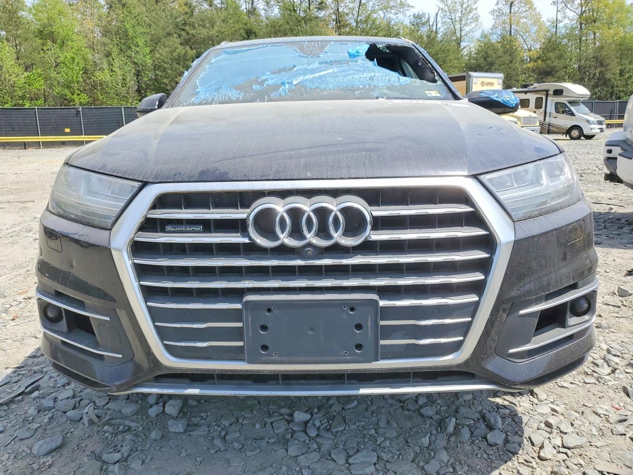 2017 Audi Q7 Premium Plus - Image 5