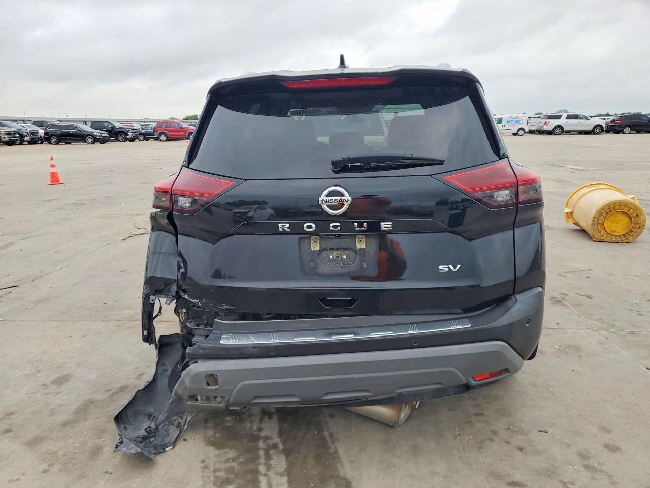 2021 Nissan Rogue Sv - Фото 6