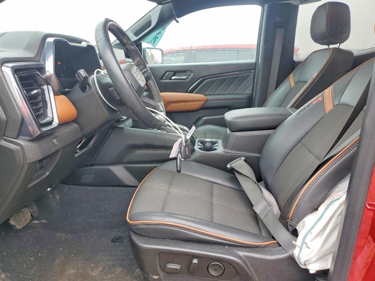 2023 GMC Canyon At4 Crew Cab 4Wd - Image 7