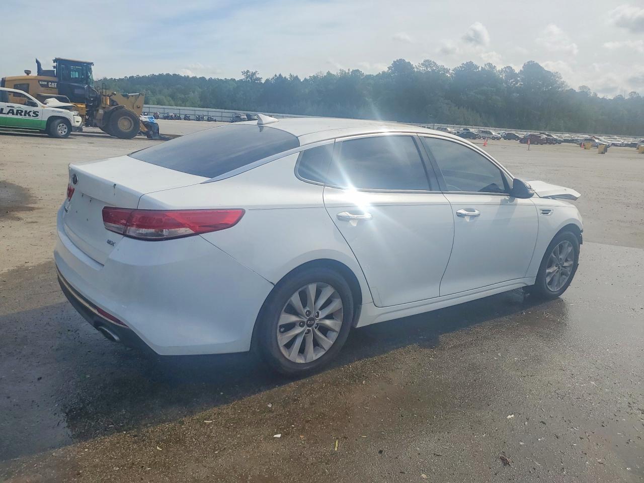 2016 Kia Optima Ex - Фото 3
