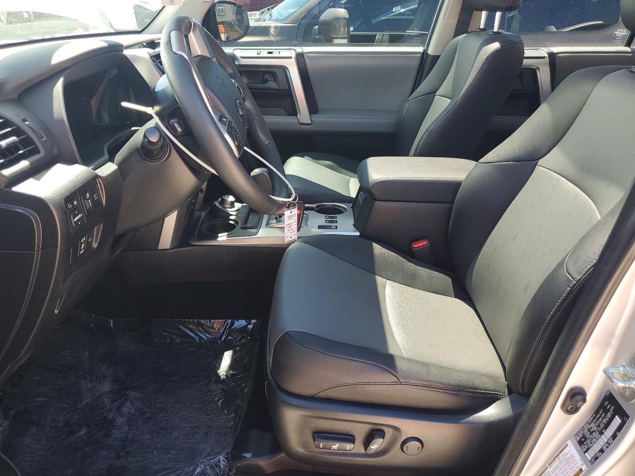 2024 Toyota 4Runner Sr5 Premium - Image 7