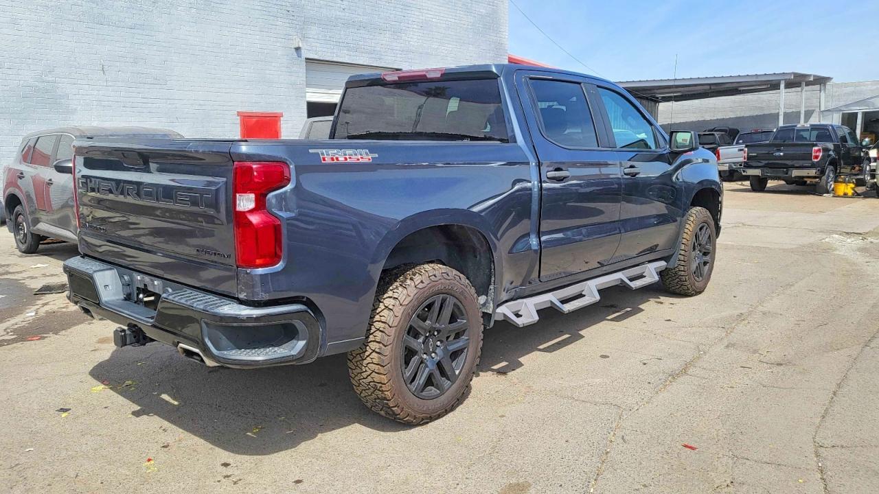 2021 Chevrolet Silverado K1500 Trail Boss Custom - Image 4