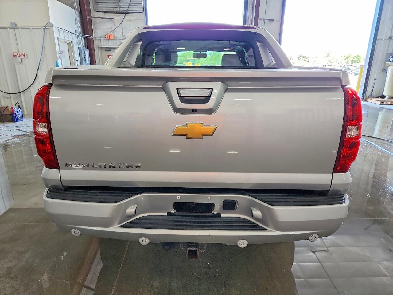 2013 Chevrolet Avalanche Lt - Фото 6