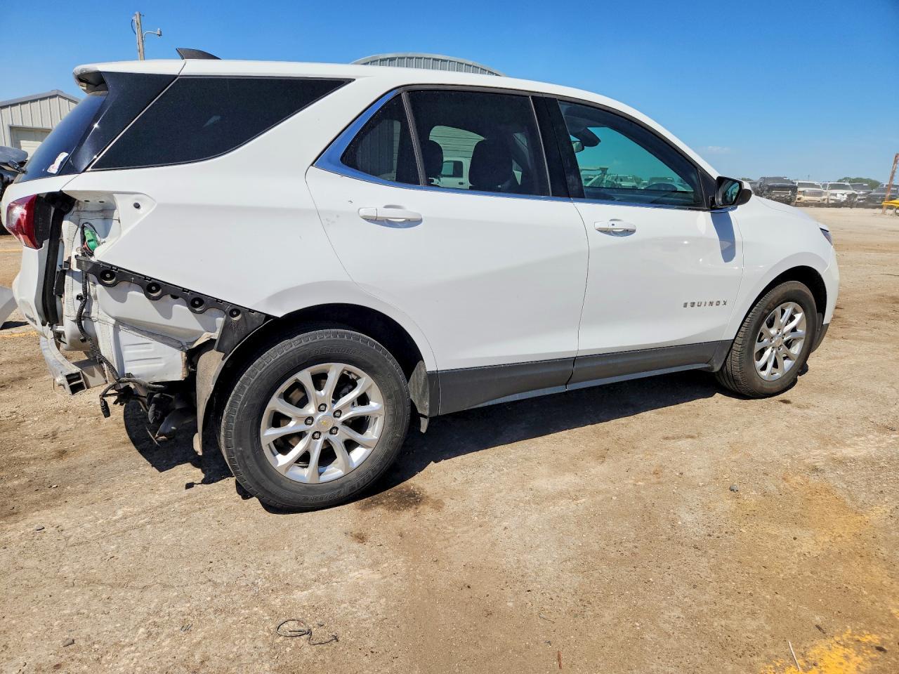 2020 Chevrolet Equinox Lt - Image 3